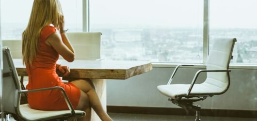 Os Desafios Que as Mulheres Enfrentam no Mundo dos Negócios e Como Superá-los